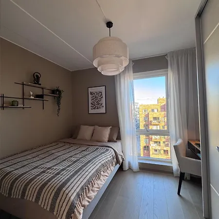 Lägenhet Top-floor With Private Roof Terrace And Parkingspace *